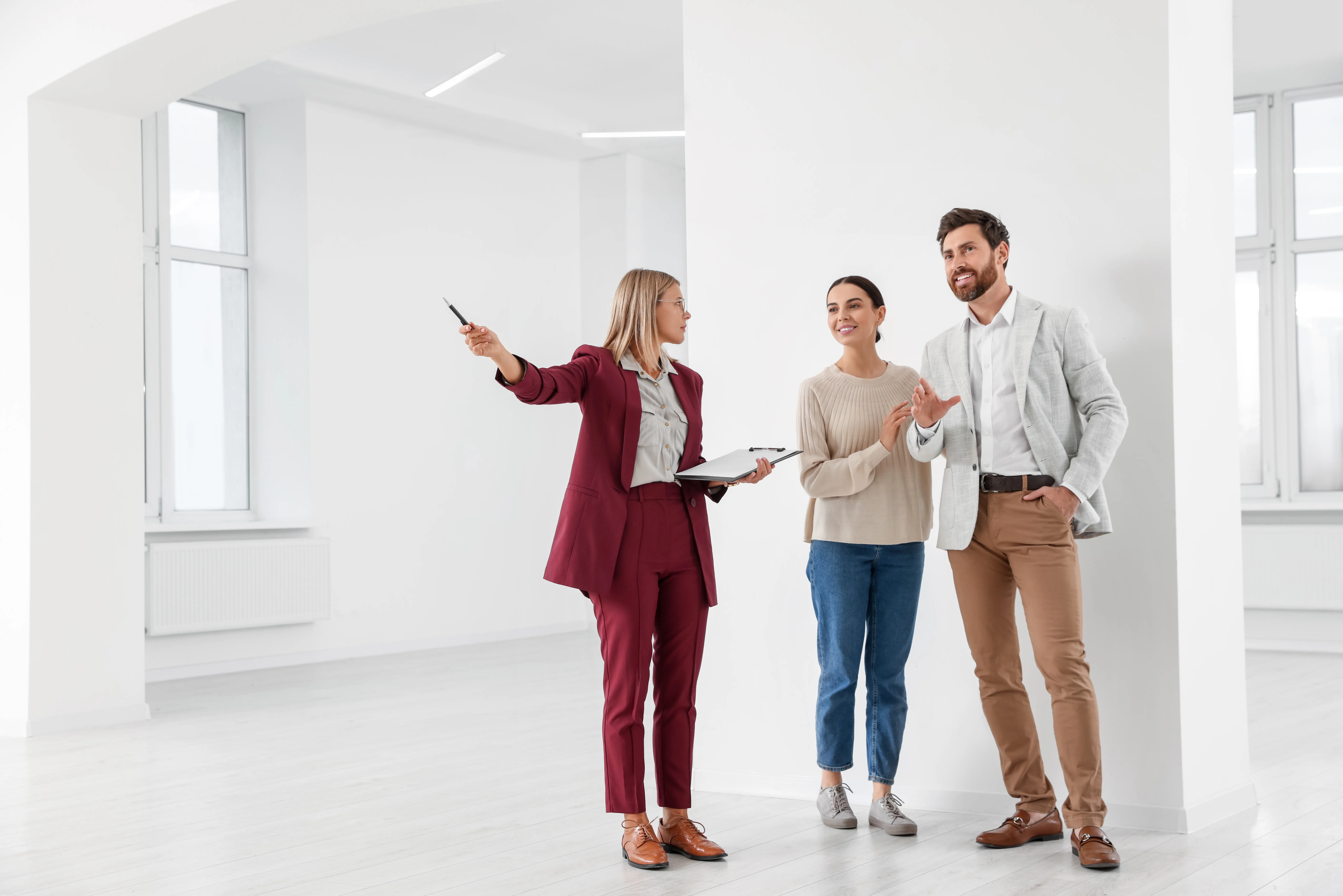 ¿Comprar o Esperar? 5 Verdades Cruciales para Invertir en Bienes Raíces.